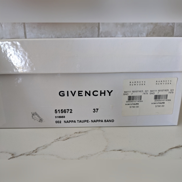 GIVENCHY taupe woven leather heels - Picture 10 of 10